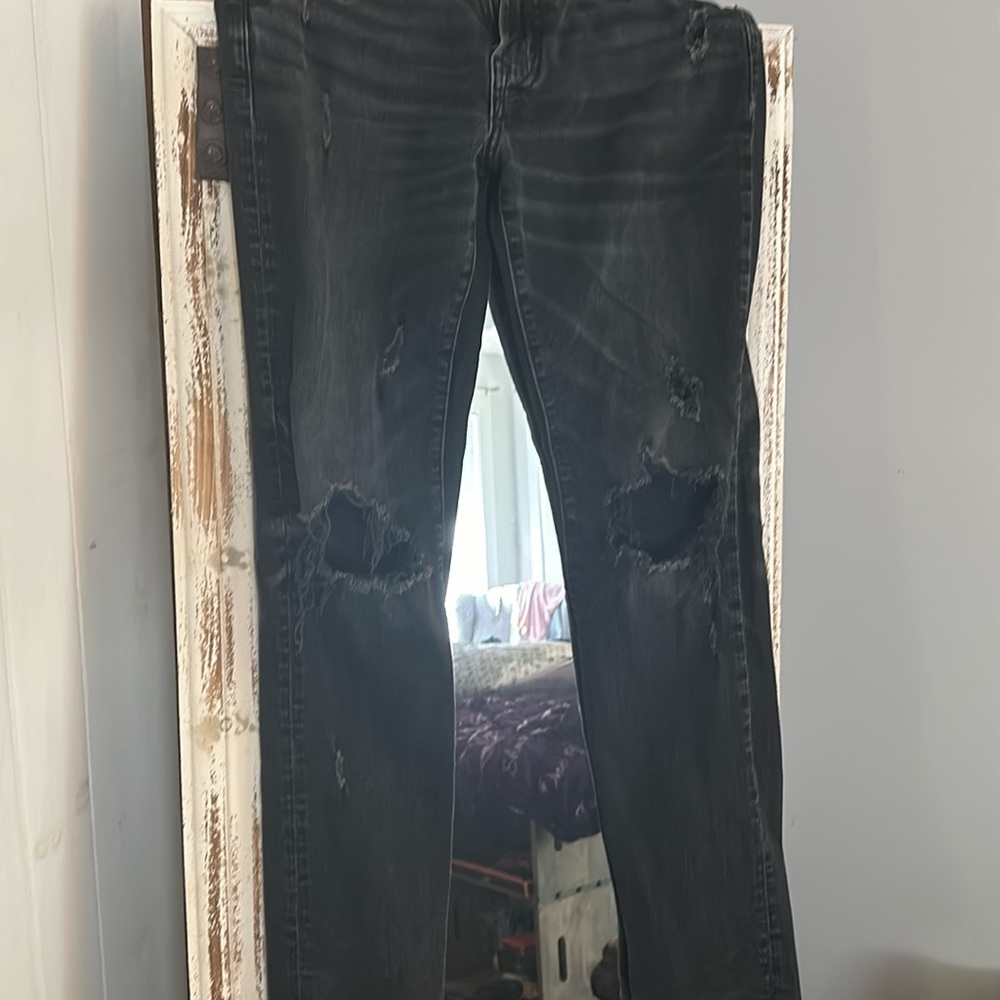 Black Distressed American Eagle Jeans